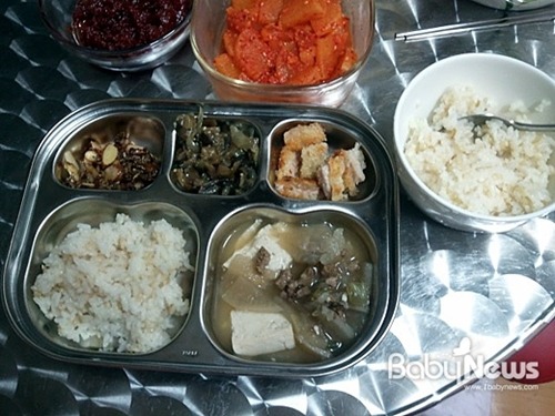 우리 아기 반찬은 뭘 먹여야할까?